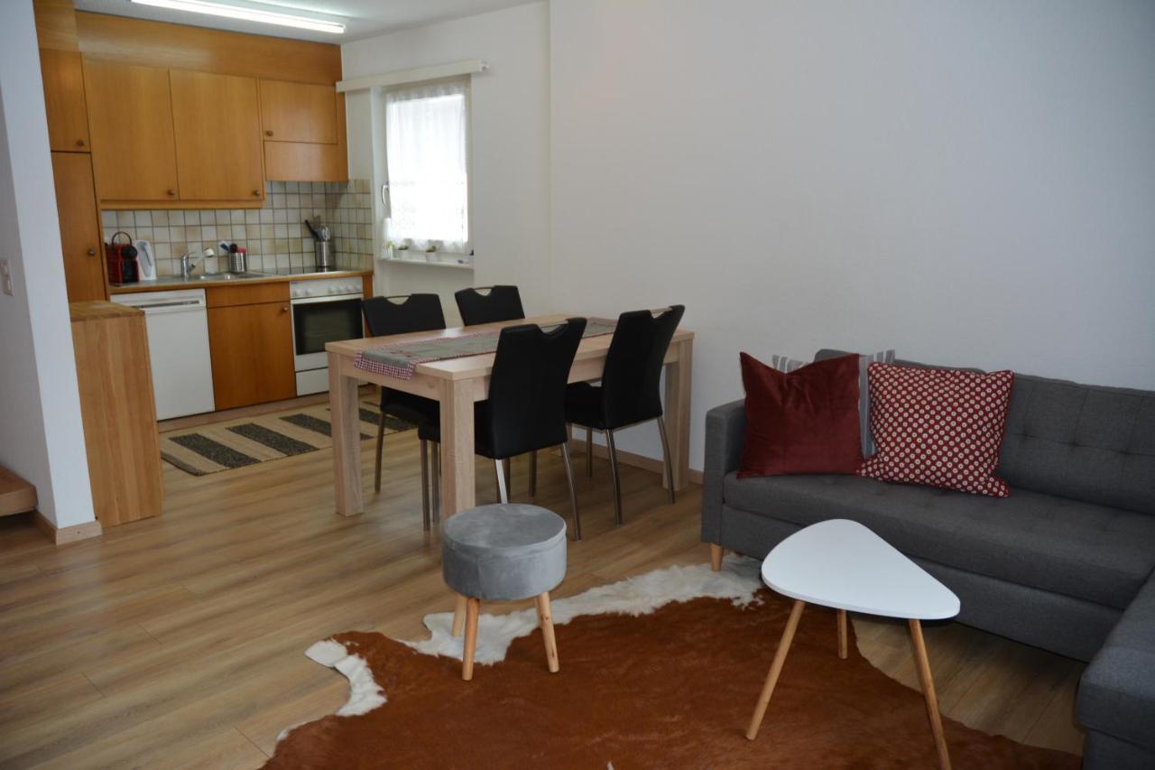 Haus Valaisia - Randa Bei Zermatt Apartment ภายนอก รูปภาพ